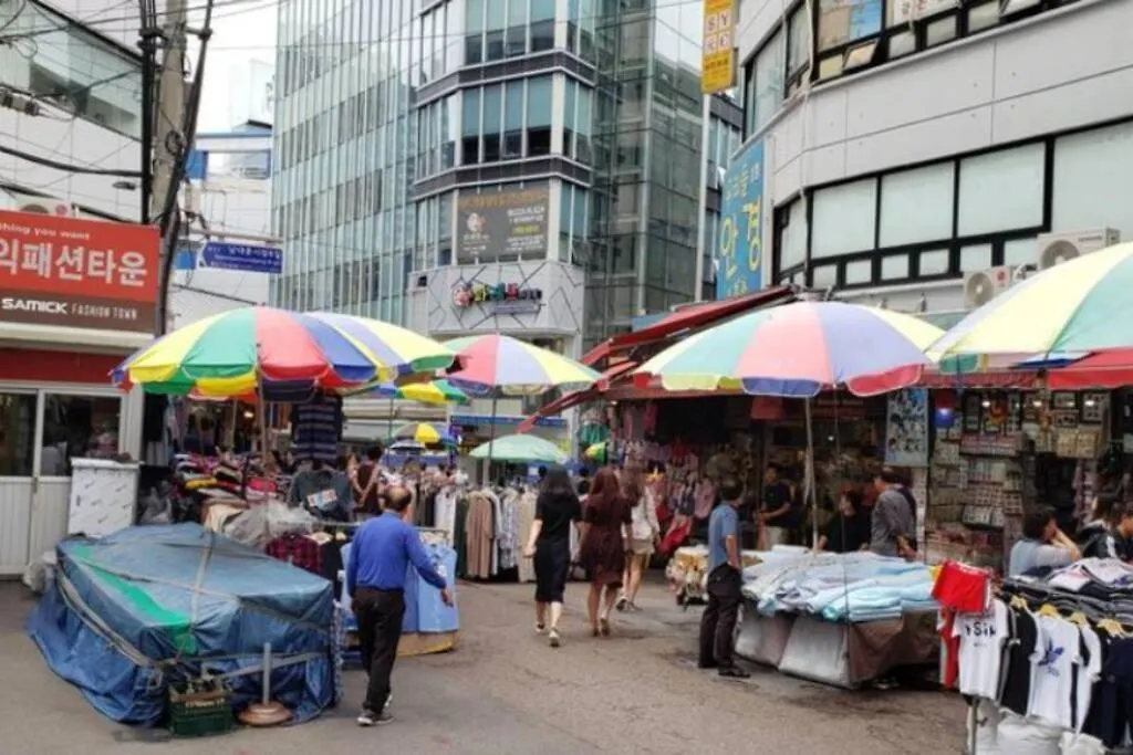 Apartment Na-Young'S House - Seoul Station - 5 Min South Korea